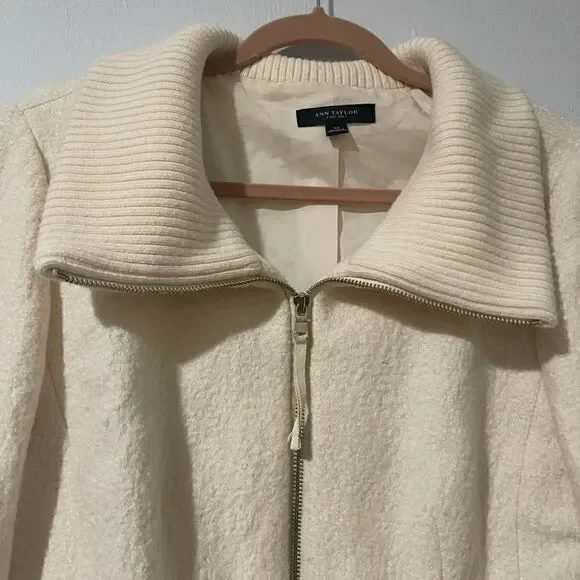 Ann Taylor sweater jacket wool blend size 12 cream white - Picture 2 of 9